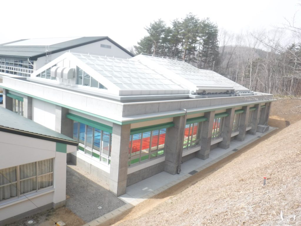 山木屋小学校上屋付プール改築工事